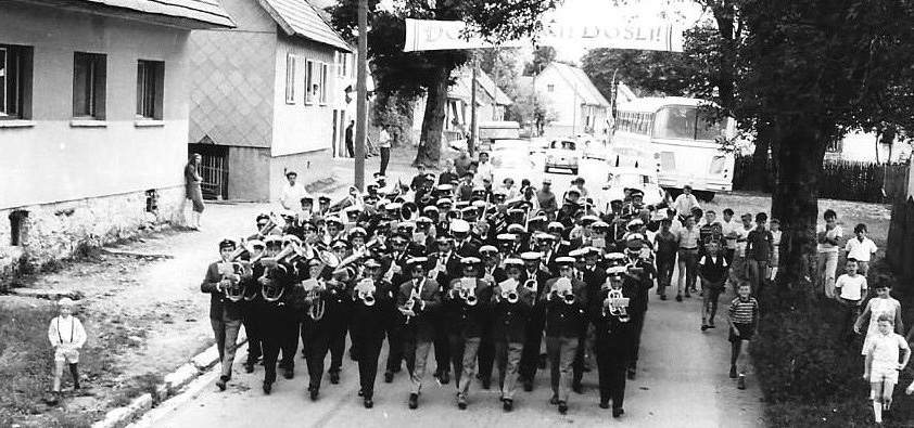 Festival starina "Iz bakine škrinjice" - izložba fotografija